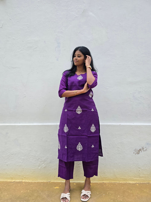 Deep Purple Kurta Set with White Floral Embroidery/CSP002