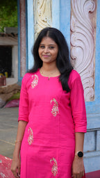 Magenta(Raani Pink) Embroidered Straight Kurta with Matching Pants/CSP000